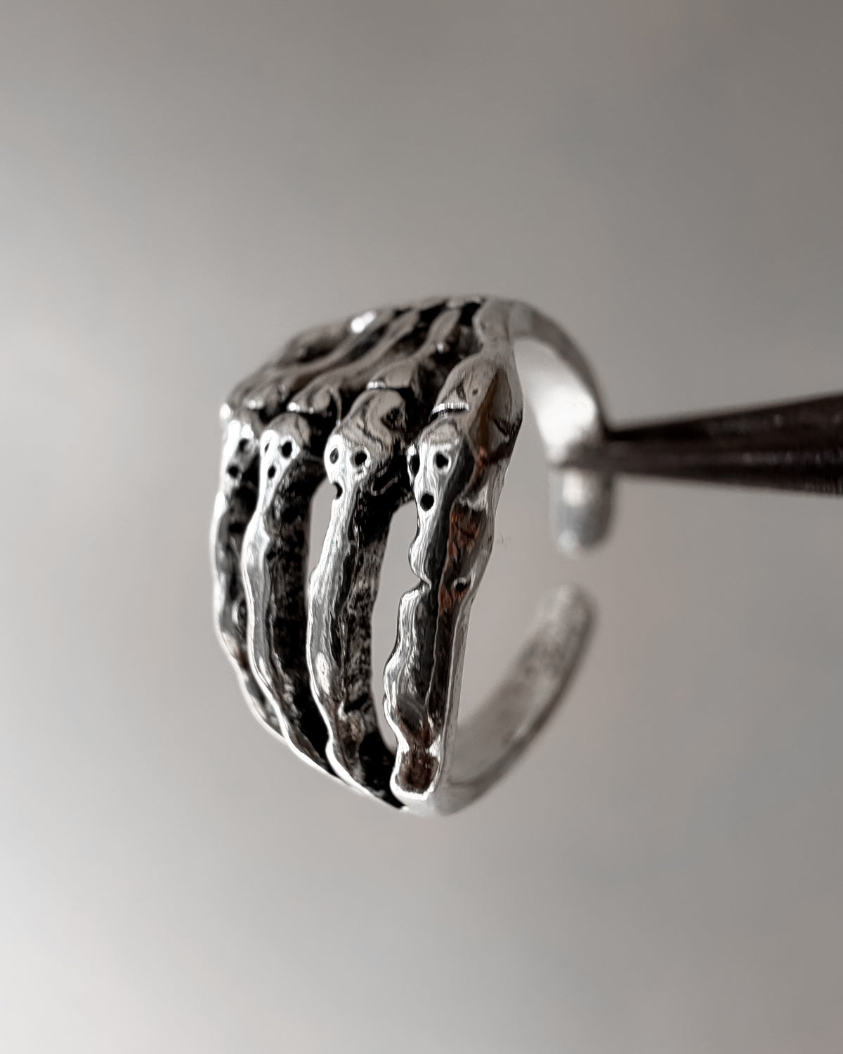 Skeleton Hands Ring