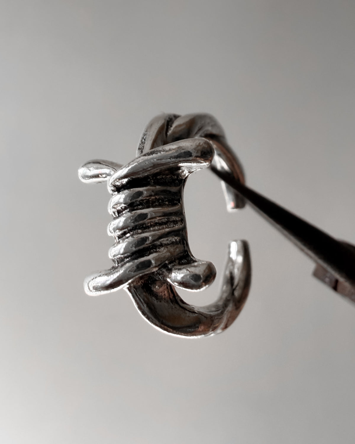 Barbed wire Ring